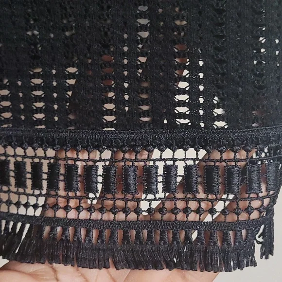 Top - Picture 2 of 2